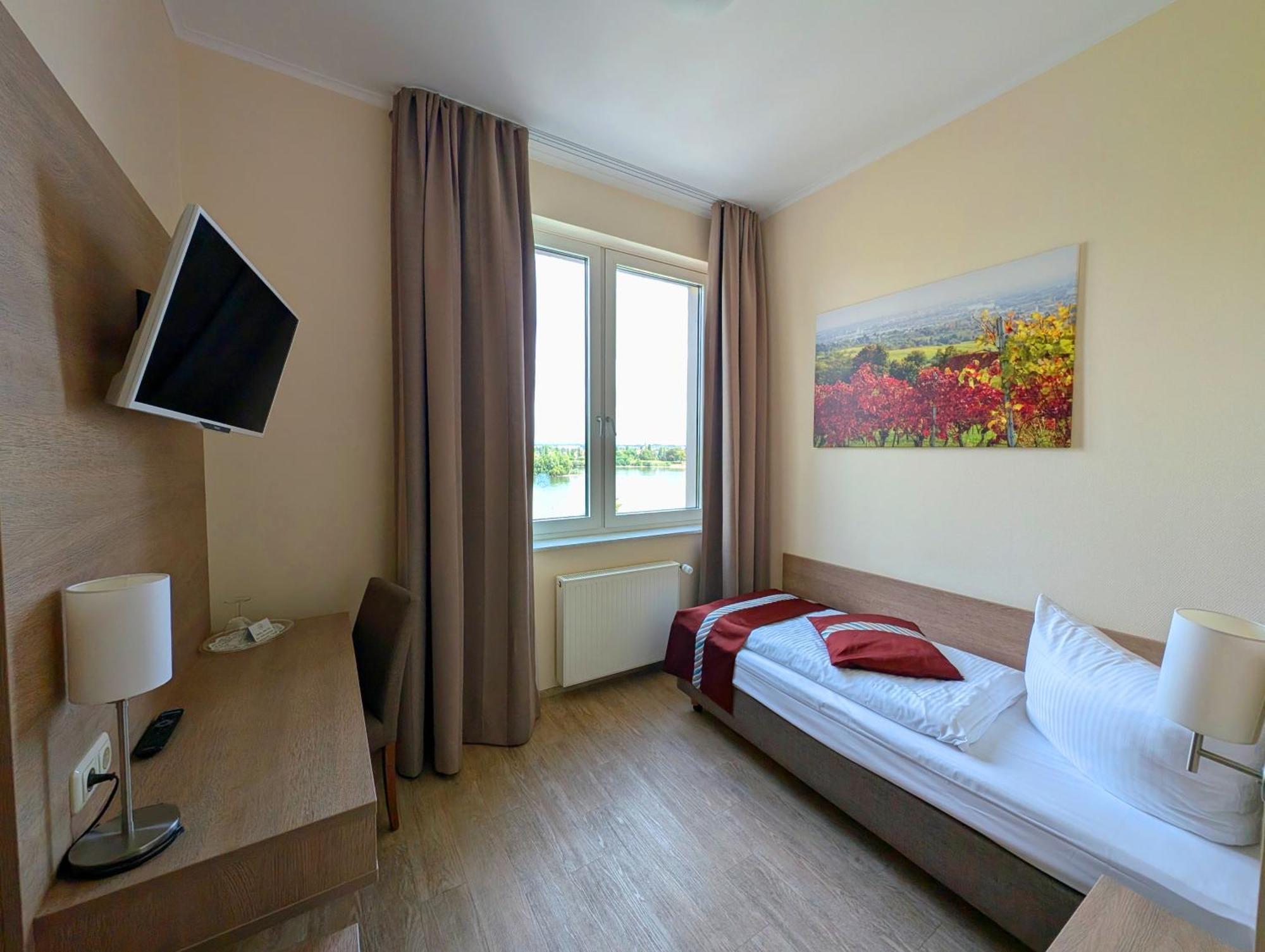 Mainzer Hof Hotel Bagian luar foto